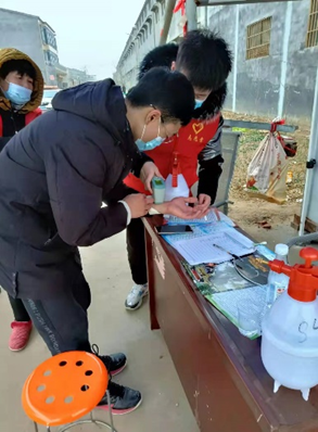 河南农业大学机电工程学院学子积极投身抗疫一线